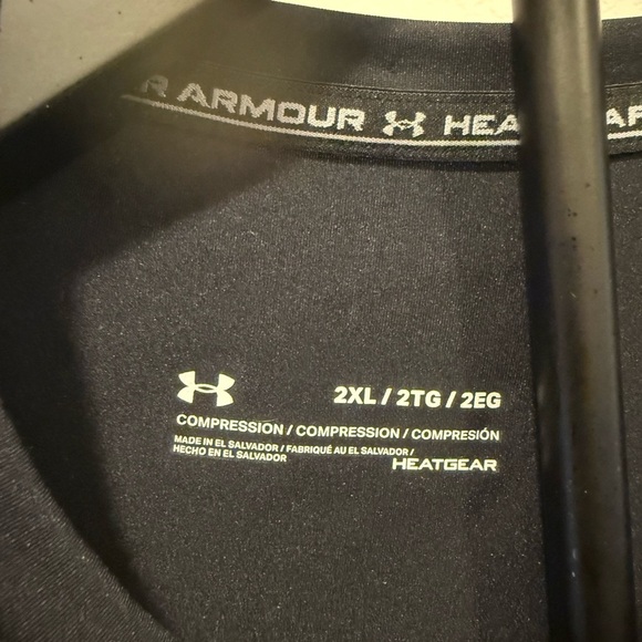 UA 2XL HeatGear Compression Sleeveless Top – Black - Picture 2 of 4